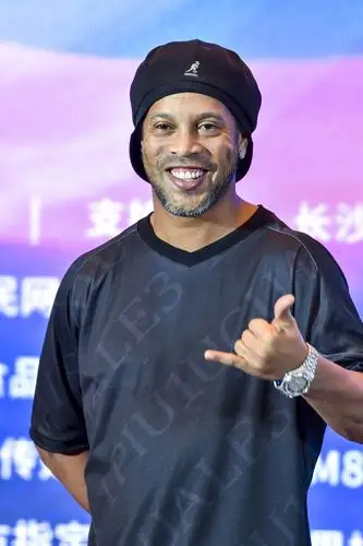的离队似乎