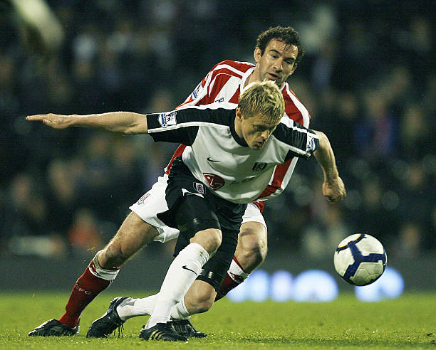 B费居首 B费居首