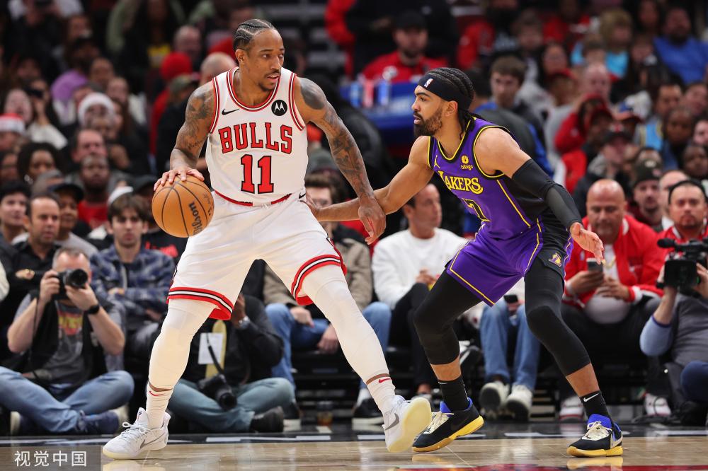 真实性与玩 真实性与玩