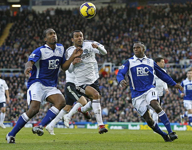 稳定且有设 稳定且有设